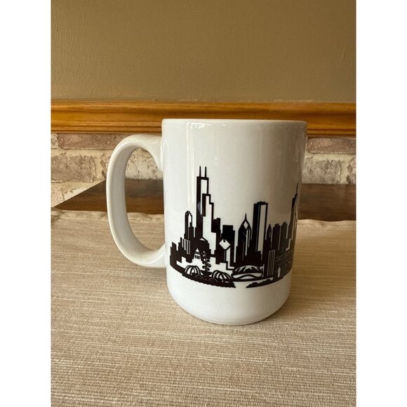 Hallmark Chicago Skyline White Ceramic Mug - Picture 3 of 14